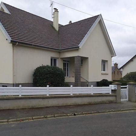 Entre Mer Et Bocage Coutances Exterior photo